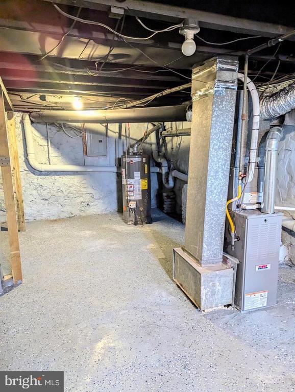 Building Photo - 1539 S Stillman St