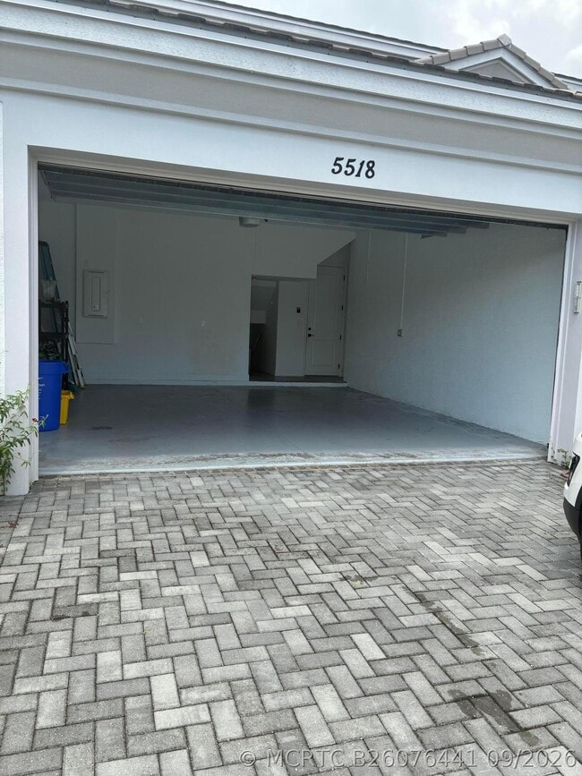 Building Photo - 5518 Macoon Wy