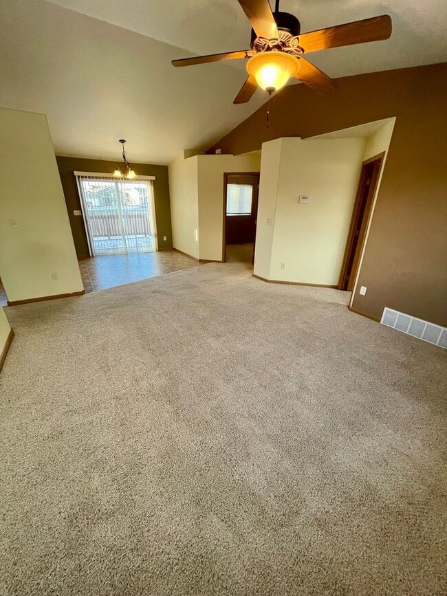 Building Photo - ~Applications Pending~ Beautiful 3 Bedroom, 2 Bathroom Home for Rent