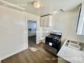 Building Photo - 1 Bed 1 Bath Apartment For Rent in Wilmington