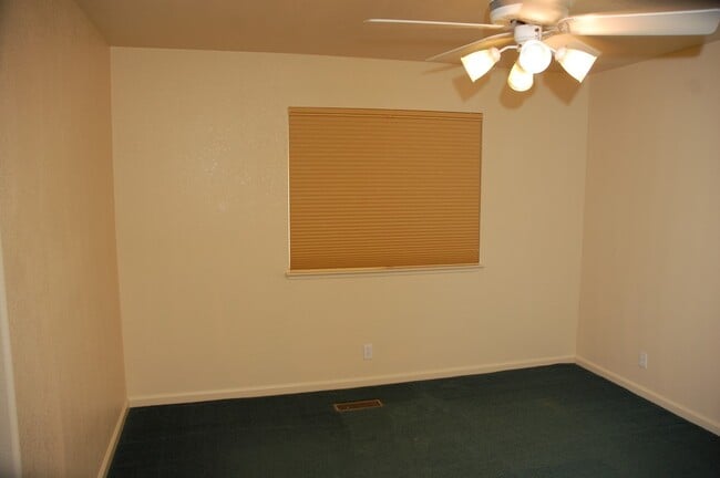 Building Photo - 10375 Spunn Rd