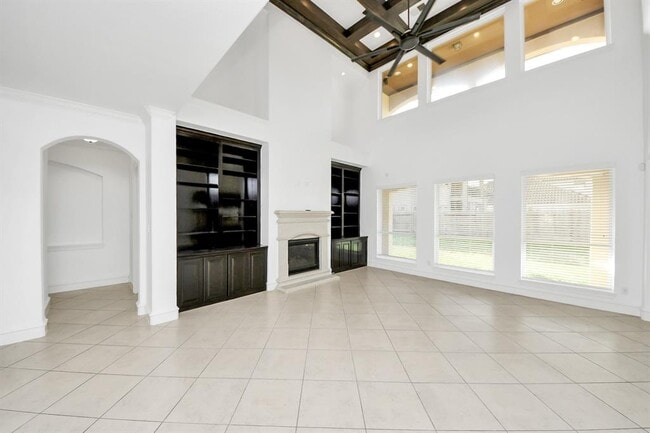 Building Photo - 3711 Meandering Spring Dr