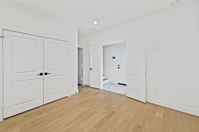 Building Photo - 1108 Brooks St