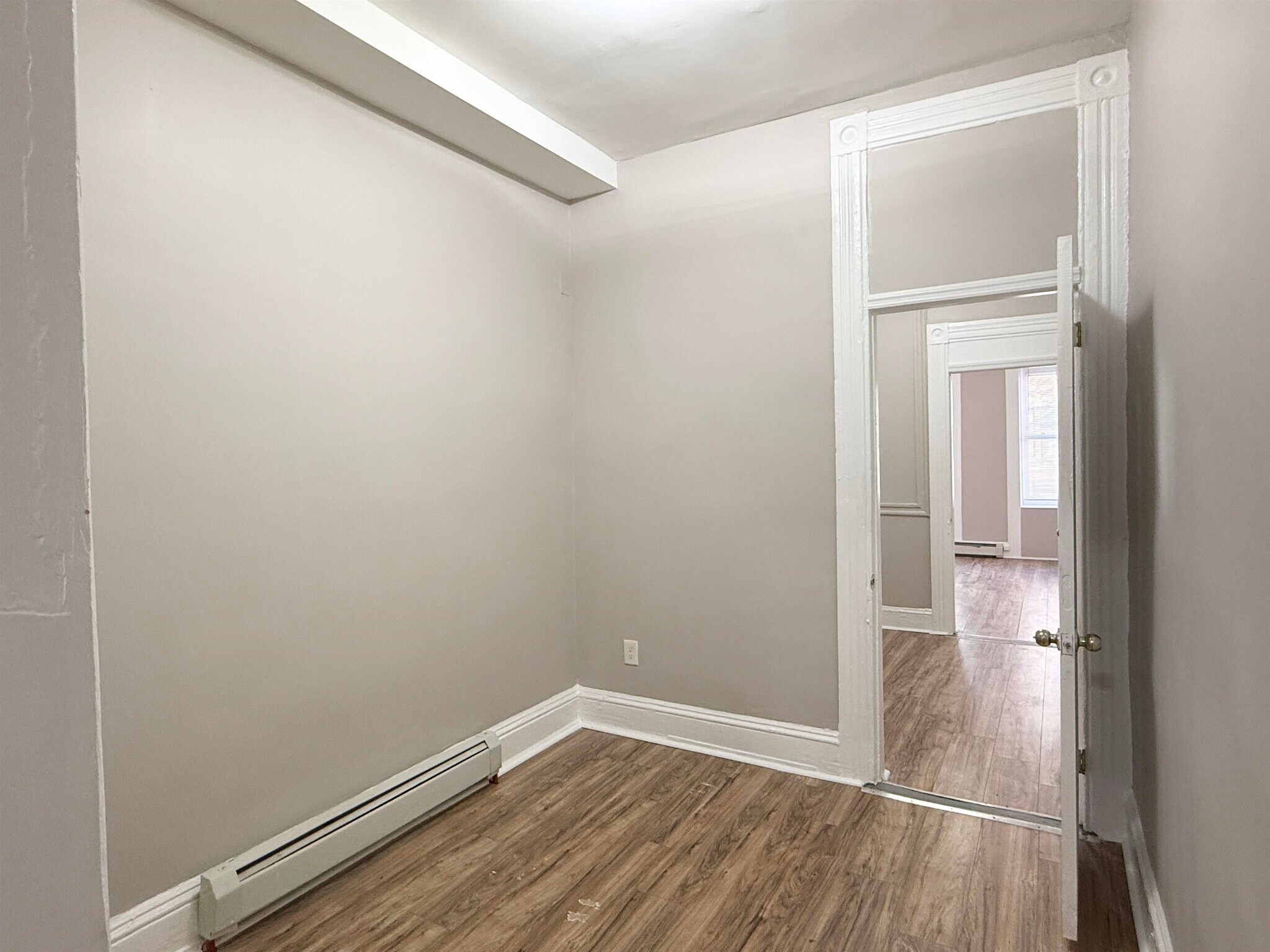 Building Photo - 90 Jordan Ave