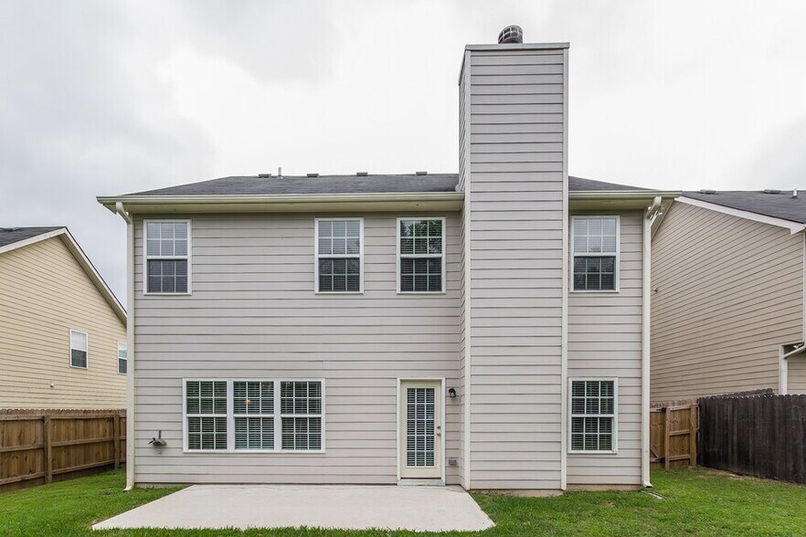 Building Photo - 7063 Grand Hickory Dr