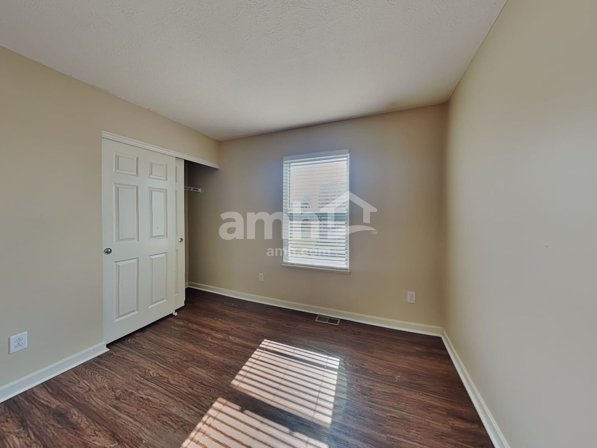 Building Photo - 924 Fresno St