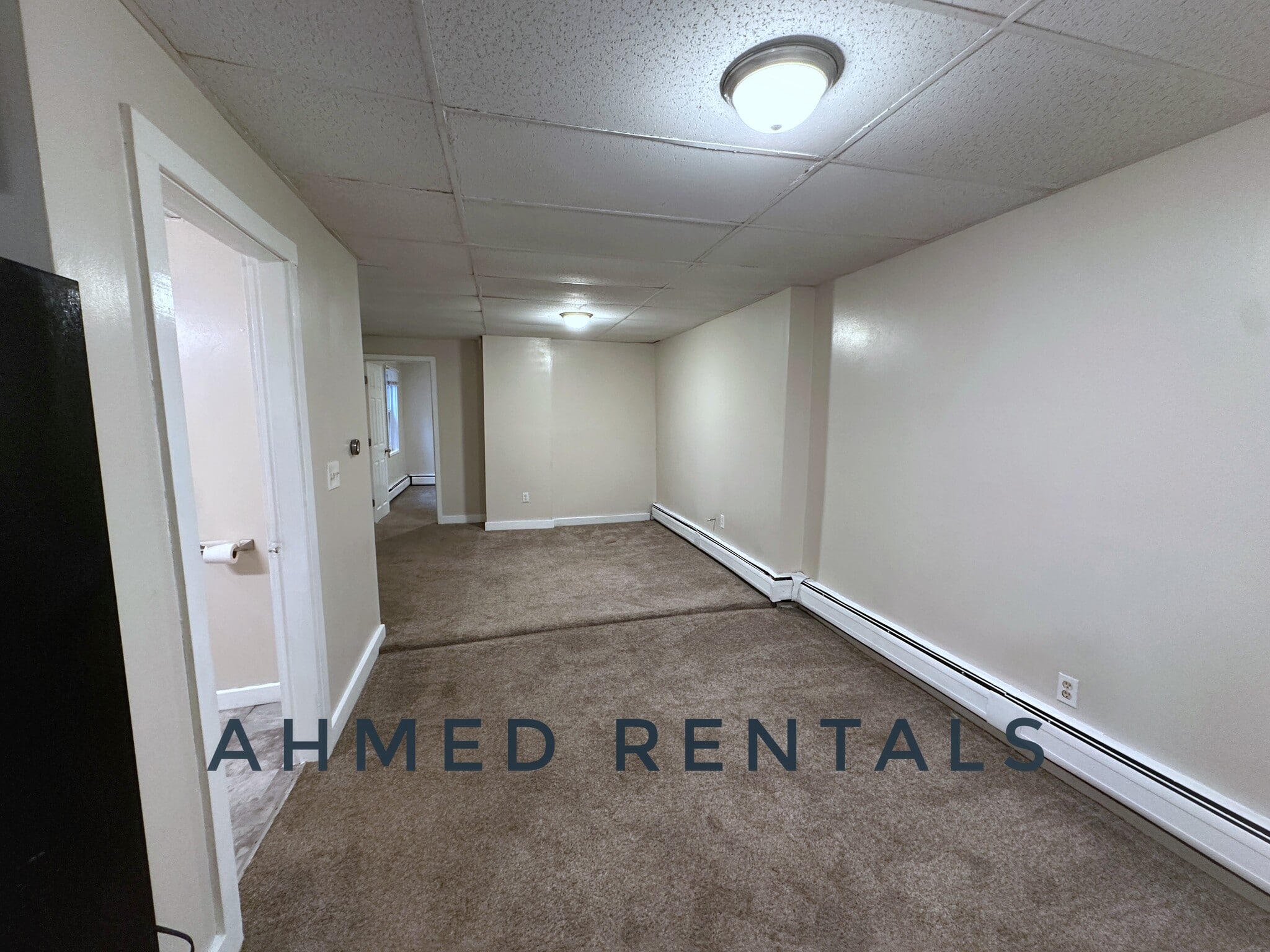 Building Photo - 37 Tate St