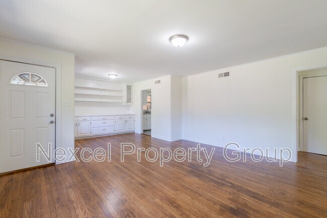 Building Photo - 6700 Blocker St