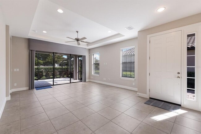 Building Photo - 8720 Bellussi Dr