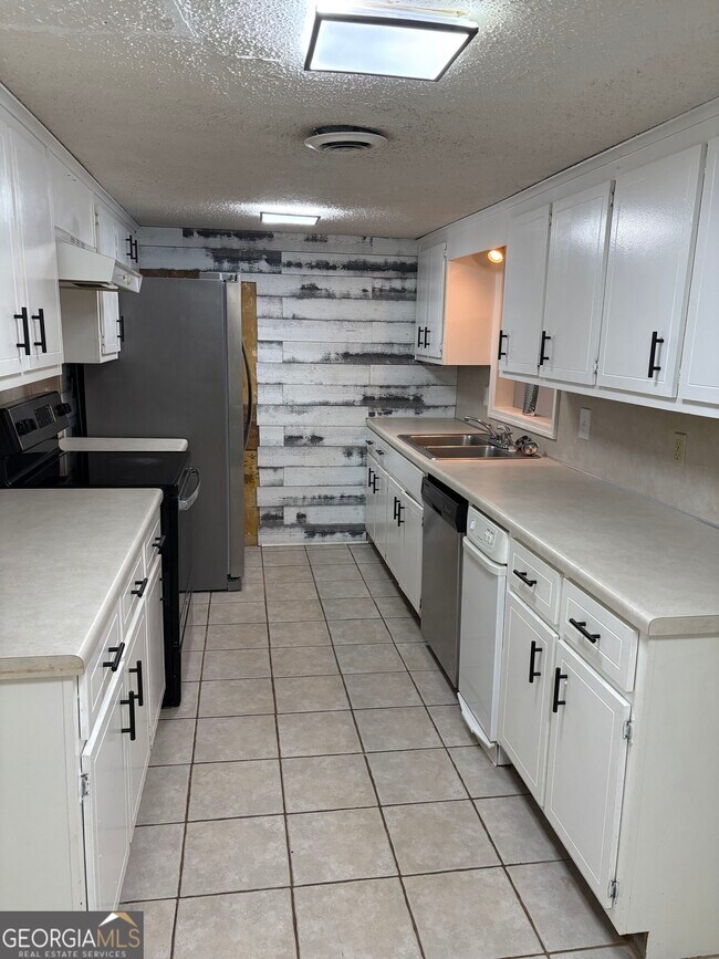 Building Photo - 1 Duffers Ct
