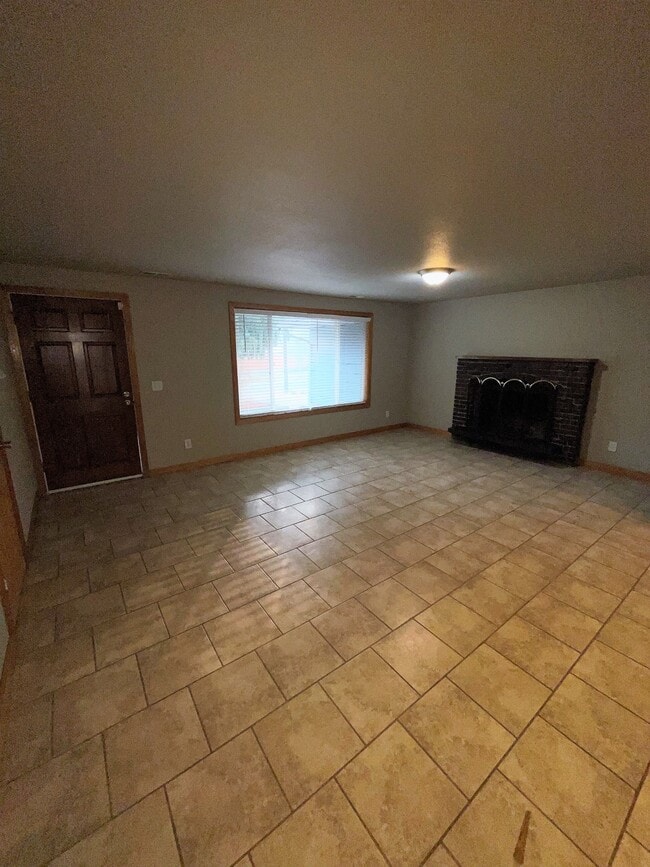 Building Photo - 13304 209th Ave SE