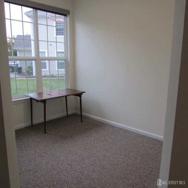 Building Photo - 29 Tall Oaks Ct