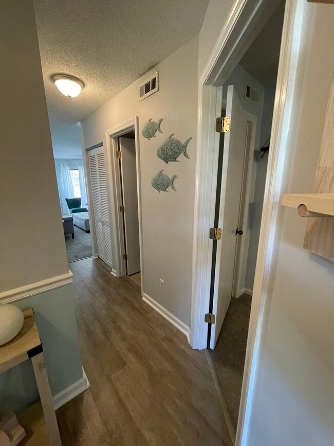 Building Photo - 1101 Possum Trot Rd