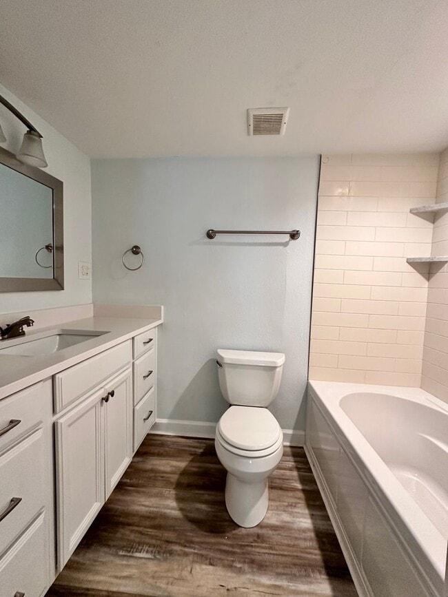 Building Photo - Coastal Charm Meets Resort Living – 2BR/2BA in Gated Seascape Neighborhood