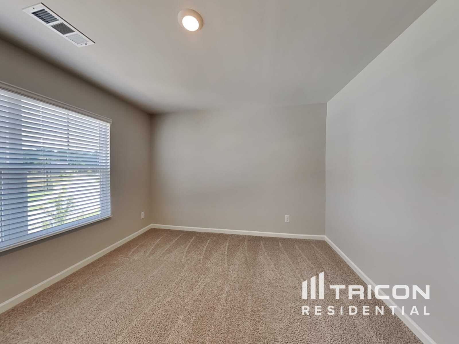 Building Photo - 4827 Golden Finch Ln