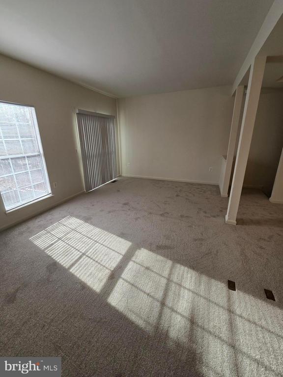 Building Photo - 11213 Heron Pl