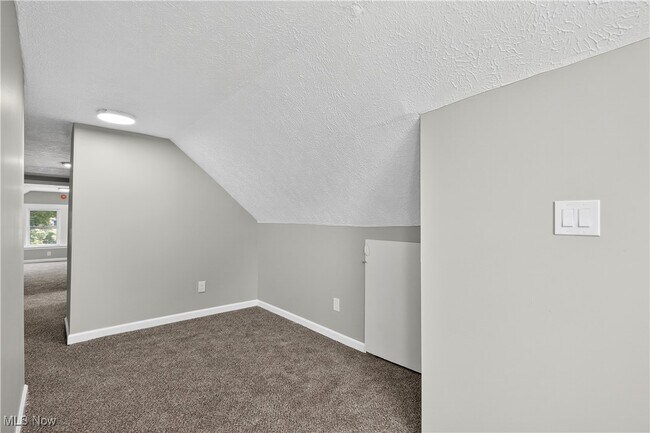 Building Photo - 13608 Earlwood Rd