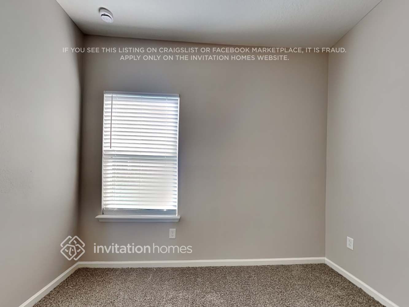 Building Photo - 9822 Lemon Grass Ln