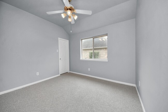 Building Photo - 9711 Andrews Ln