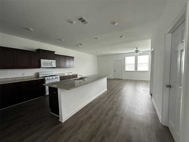 Building Photo - 1115 E Park St
