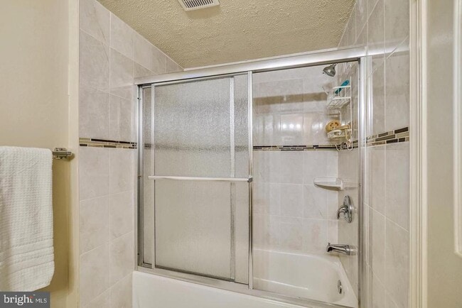 Building Photo - 11806 Seven Locks Rd