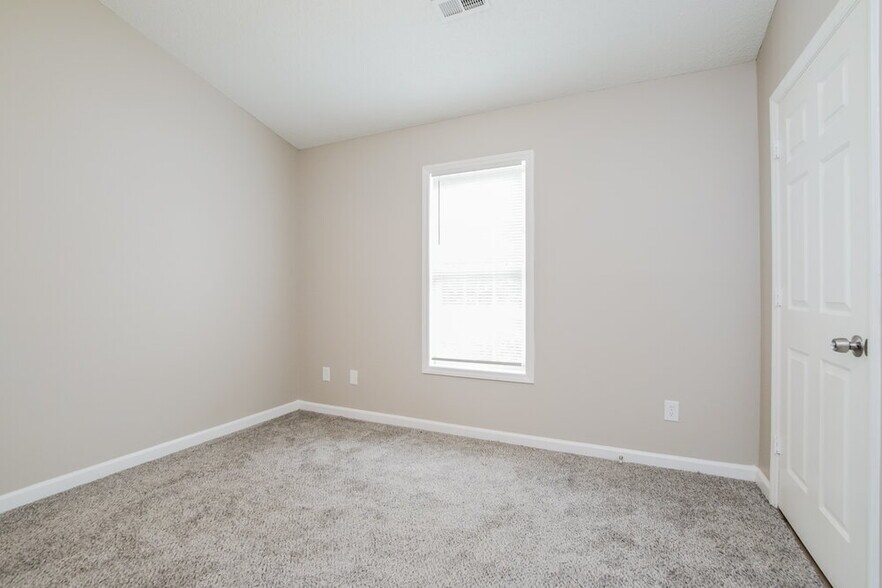 Building Photo - 35 Brantley Cir