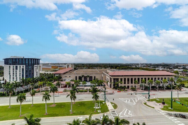 Building Photo - 651 Okeechobee Blvd
