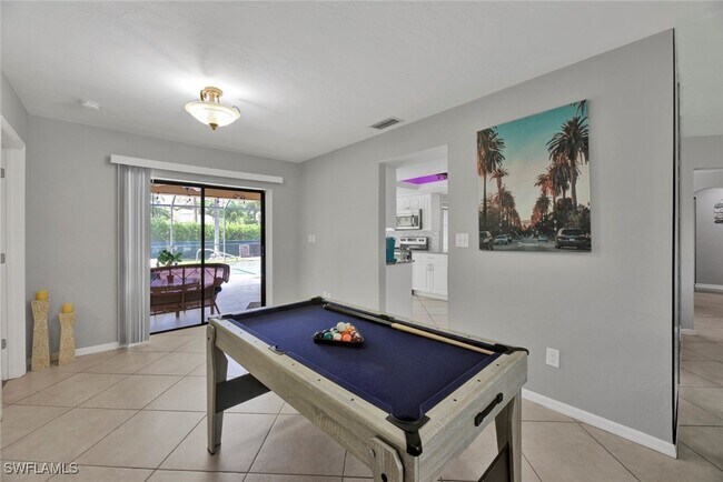 Building Photo - 3055 Round Table Ct