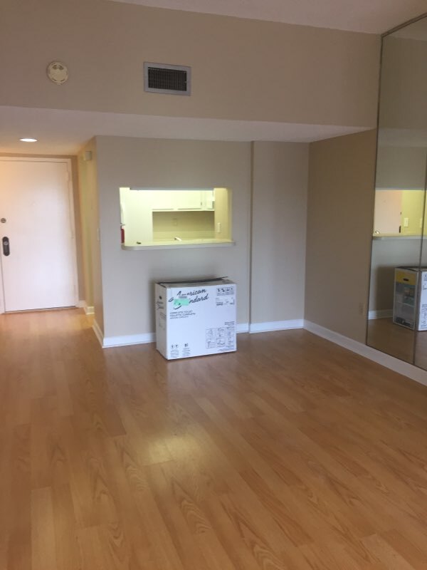 Living room - 235 6th St NW