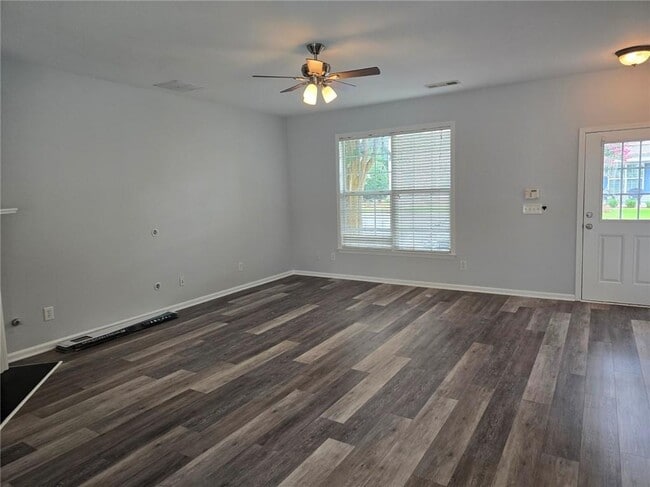 Building Photo - 909 Prestwyck Ct