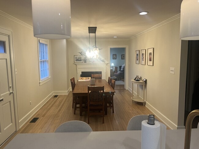 Building Photo - 7501 Three Chopt Rd