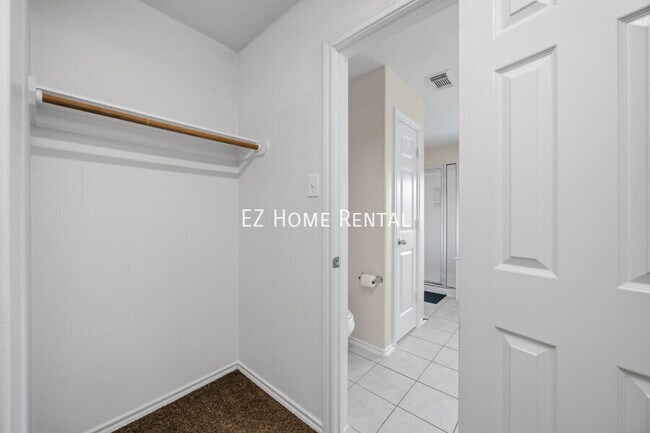 Building Photo - 2951 Hackamore Hollow Ln