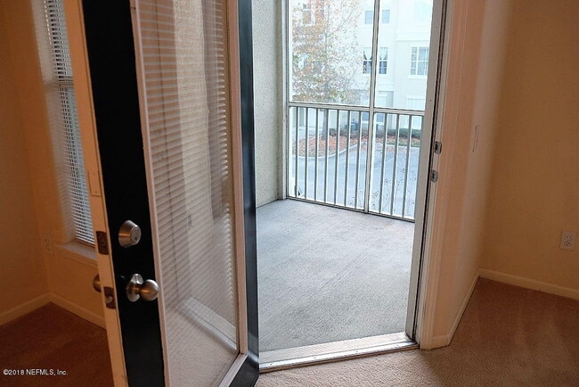 Building Photo - 8290 FL-211