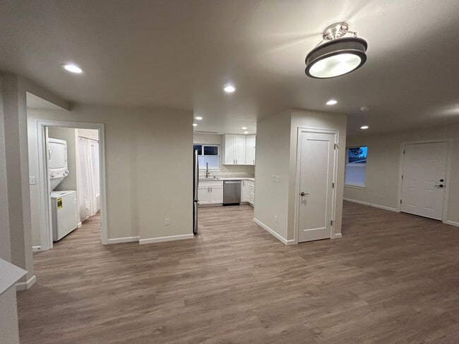 Building Photo - New build Beautiful 3bd, 2bath House in North Tacoma!