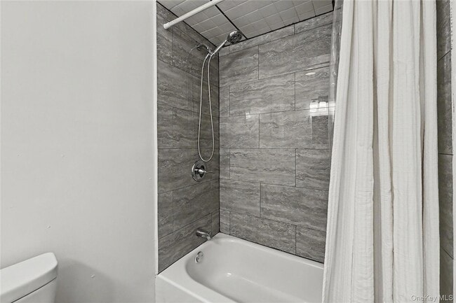 Building Photo - 52 Claremont Pl