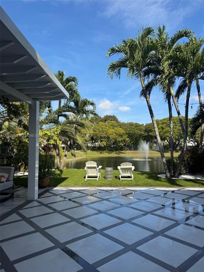 Building Photo - 10973 NW 53rd Ln