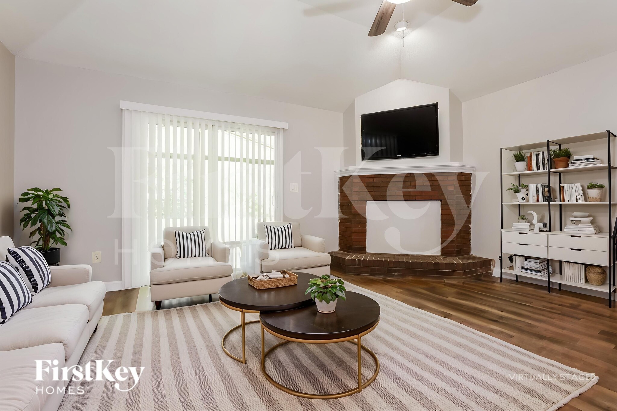 Building Photo - 370 Tait Rd