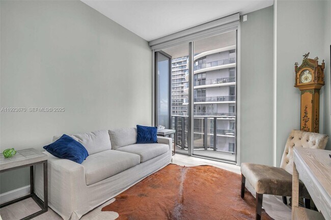 Building Photo - 55 SW 9th St