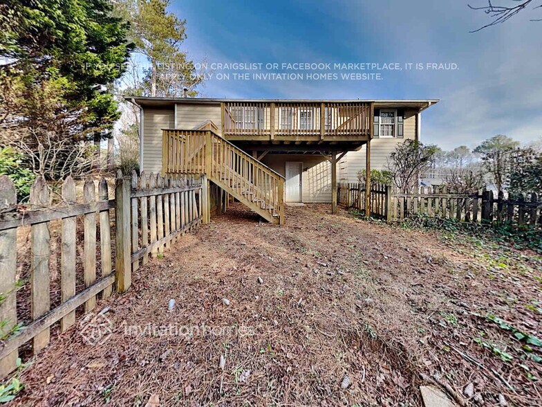 Building Photo - 775 Bridgewater Way SE