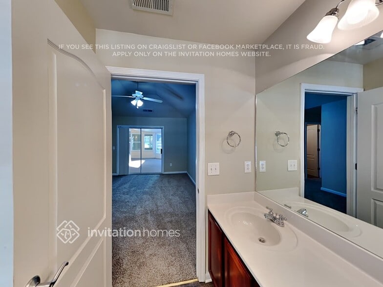 Building Photo - 143 Jaime Dr