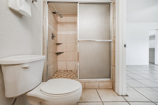 Building Photo - 16722 Moary Firth Dr