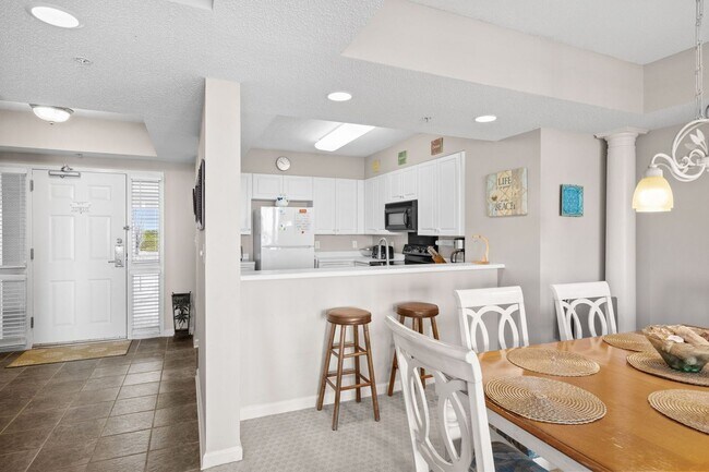 Building Photo - Spacious 3BR/3BA Coastal Retreat at Harbour Pointe – Utilities Included!