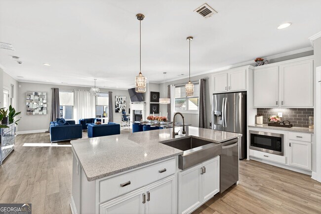 Building Photo - 5259 Cloud St