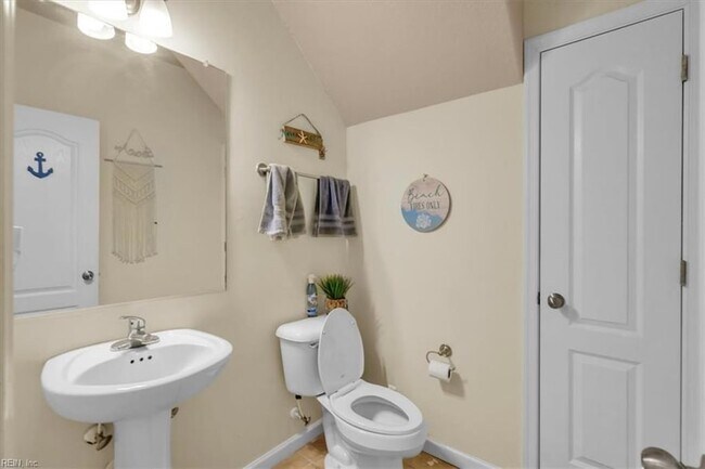 Building Photo - 9449 Garrett Ave