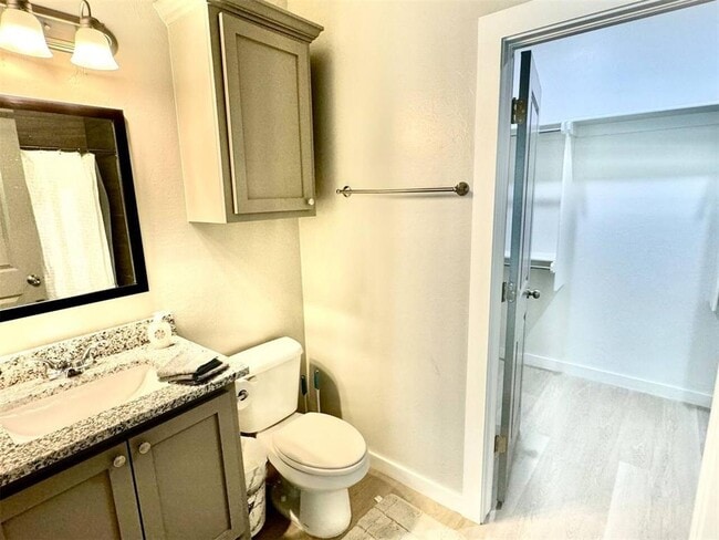 Building Photo - 1307 SW Georgia Ave