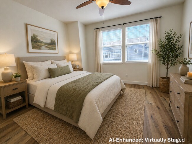 Building Photo - Gorgeous Rarely Available Bayshore Townhome- Just in Time for Summer!