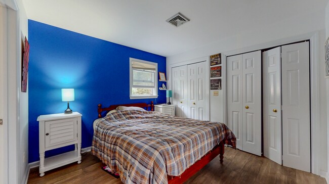Building Photo - Beautiful Colonial Cape with Fireplace, De...