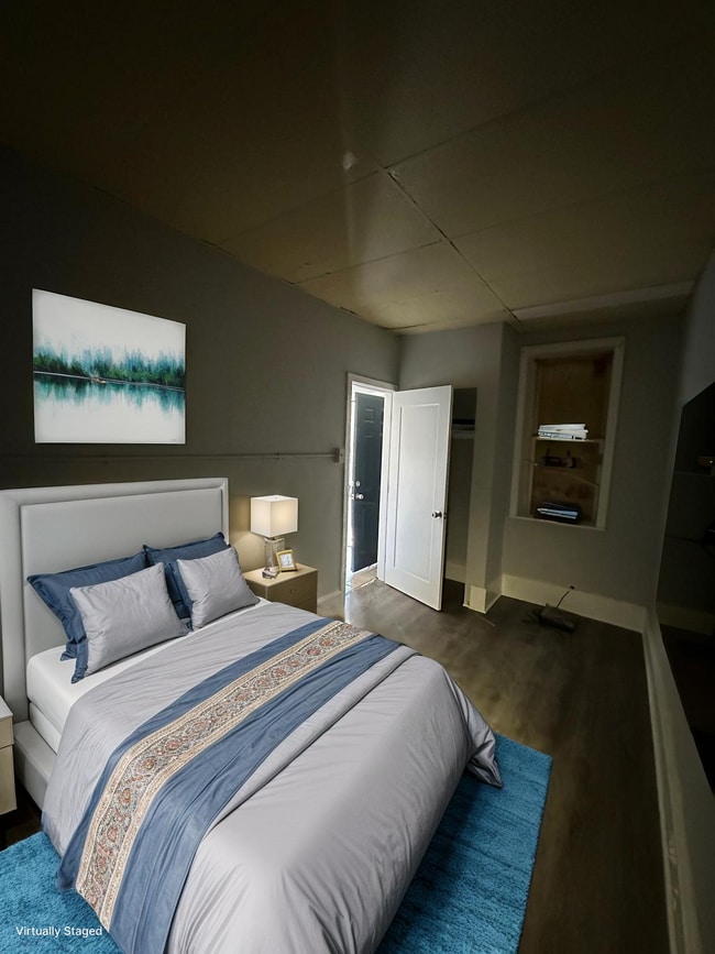 Building Photo - 1521 Wakeling St