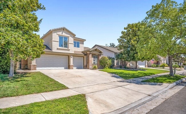 Building Photo - 1122 Alpine Ct