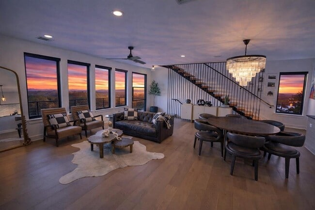 Building Photo - 8501 Bronco Ln